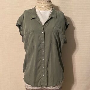 JACHS Girlfriend Olive Button-Down Shirt